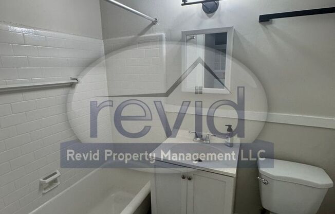 2 beds, 1 bath, 950 sqft, $995, Unit 314-4