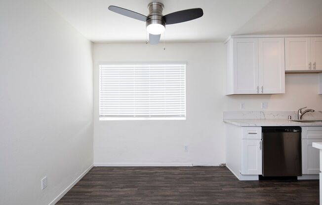 Pier View Apartments