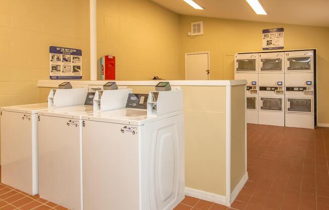 ON-SITE RESIDENT LAUNDRY FACILITY