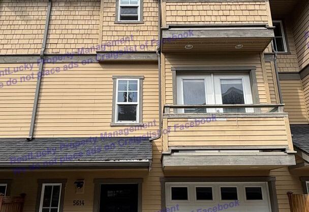 Modern Ballard Townhome with A/C, Bidets & Walk Score of 95!