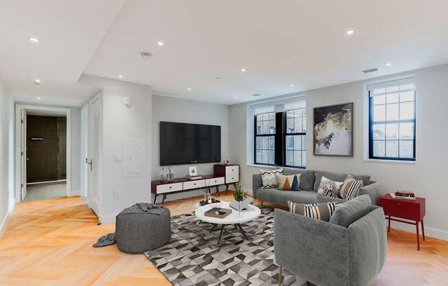 The Stanton spacious one bedroom unit with ample natural light and open concept floorplan
