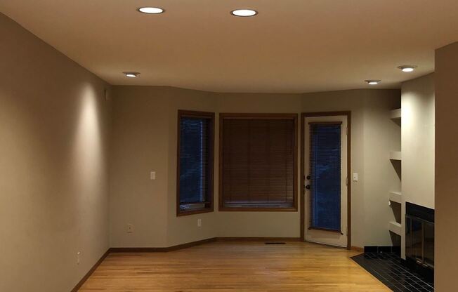 224 5th Street NE