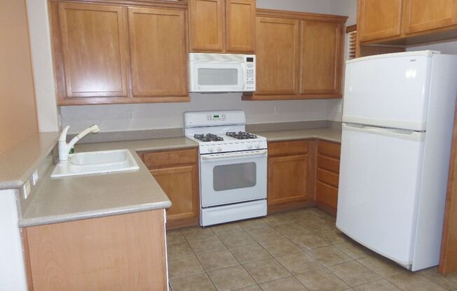 2 beds, 2 baths, $1,695