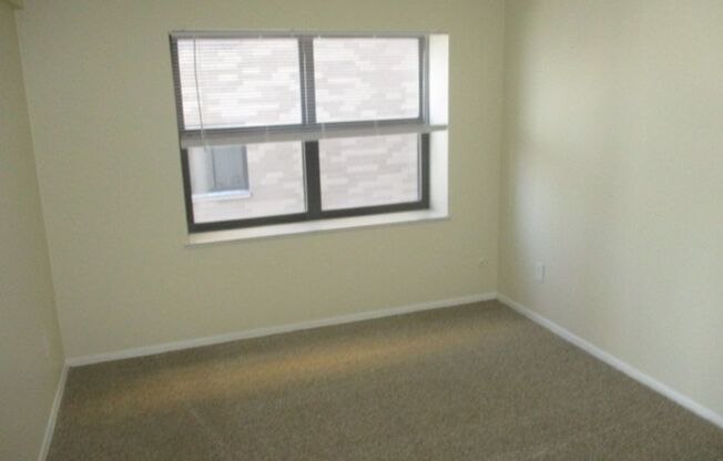 1 bed, 1 bath, 600 sqft, $995, Unit 202