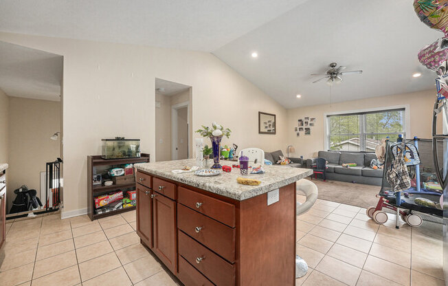 914 SWEET ST NE