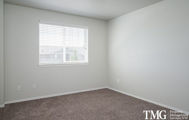 2 beds, 1 bath, 901 sqft, $1,649, Unit 51