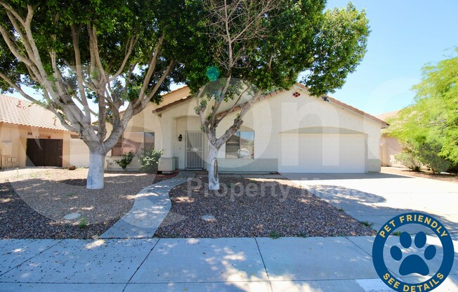 511 E PINTO DR