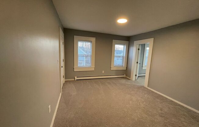 Second Floor 2 Bedroom with 1 Car Off Street Parking $1800/mo in W. Manchester