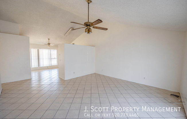 5238 N 74 DR