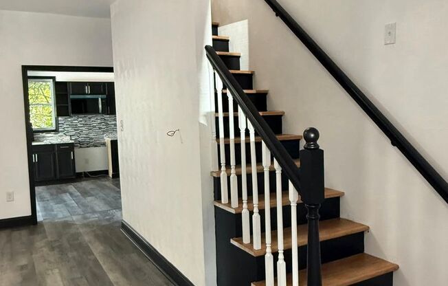 Newly updated 3 Bedroom 1 Bathroom house located in the Hill District!