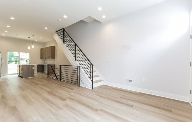 1412 S Fallon