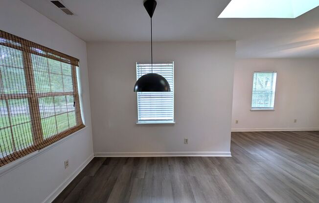 Minutes from Plaza Midwood/Uptown!  Belmont Neighborhood! GreeenWay!
