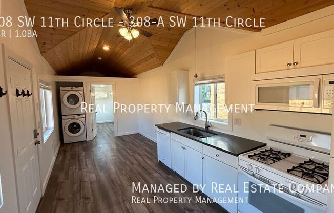 308 SW 11 CIR
