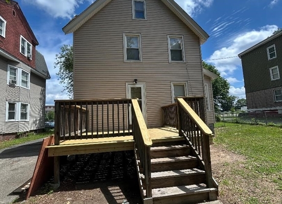68 BENTON ST