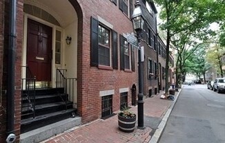 24 FAYETTE ST