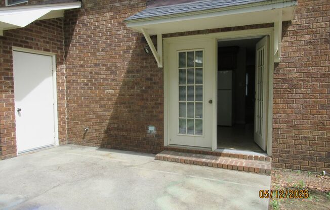 Hackberry Apartments