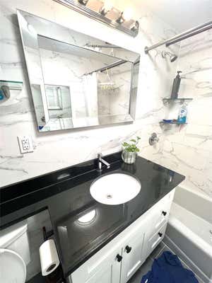 3 beds, 2 baths, 1,100 sqft, $3,500, Unit 4J