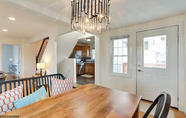 Perfect 4 bedroom count Home in Columbia Heights