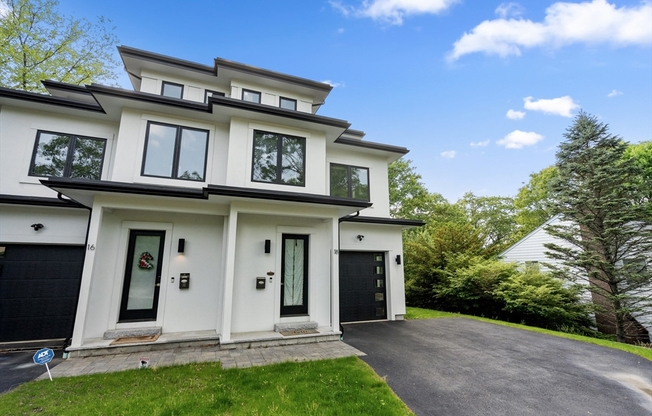 18 CRAGMORE RD
