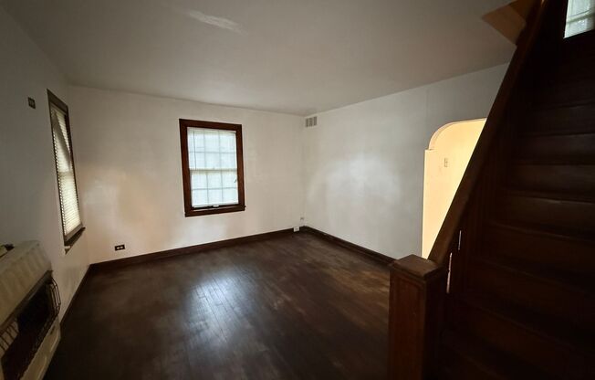 1424 S Meeker Ave - 2502 E 8th St