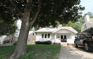 3 beds, 2 baths, $1,825