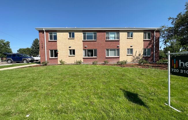 Sunset Park Apartments – Newly Renovated 1 Bed/1 Bath Homes in Lakewood!