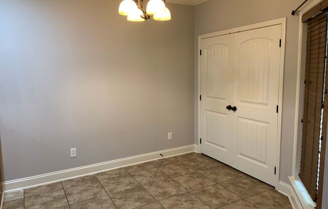 Luxurious Townhouse in Auburn!