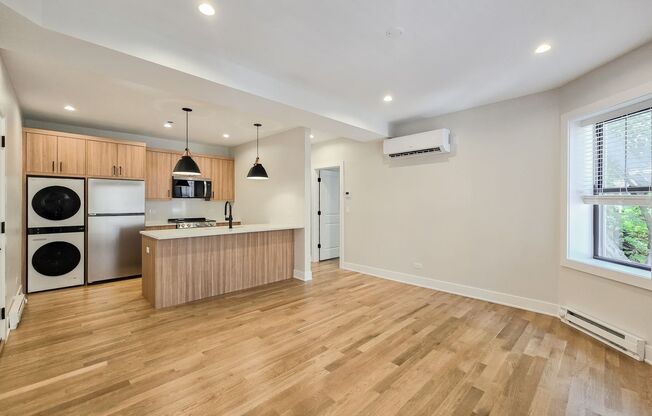 1 bed, 1 bath, 416 sqft, $2,795, Unit 2241-GW