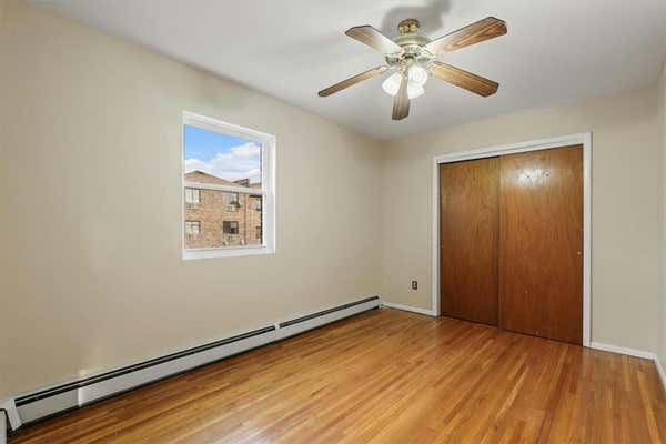 3 beds, 1 bath, 1,100 sqft, $3,000, Unit 2