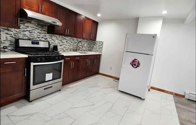 92 9 48 AVE