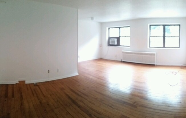 Studio, 1 bath, 489 sqft, $1,100, Unit Fifth 305