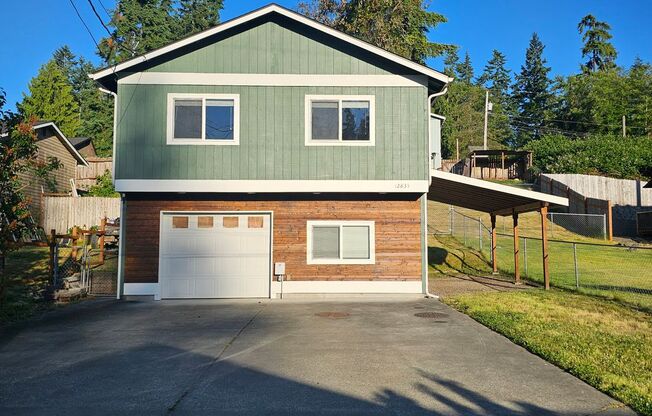 Charming 1-Bedroom Home with Spacious Backyard, 2 car garage & Modern Amenities – Pet Friendly!