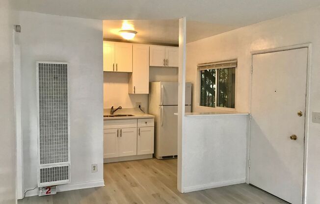 1 bed, 1 bath, $1,995, Unit Unit 3