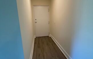 2 beds, 2 baths, 1,000 sqft, $1,900, Unit 14227 #302