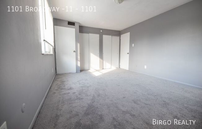 1 bed, 1 bath, 660 sqft, $800