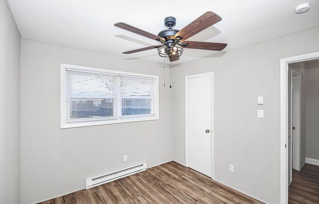 2 beds, 1 bath, 900 sqft, $1,295, Unit 2726
