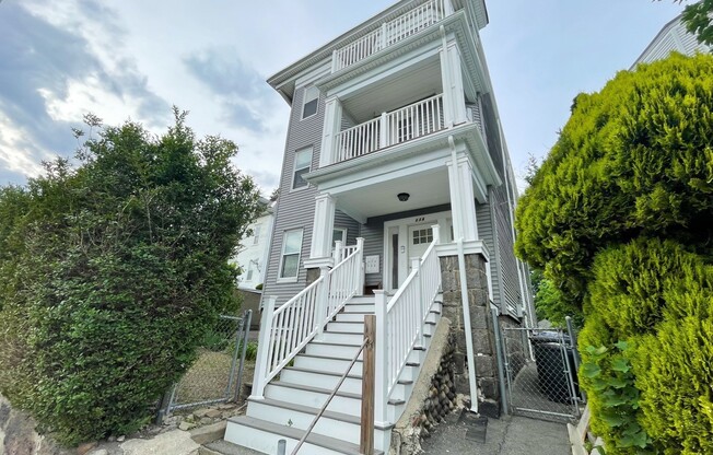 3 beds, 1 bath, 1,350 sqft, $2,750, Unit #1