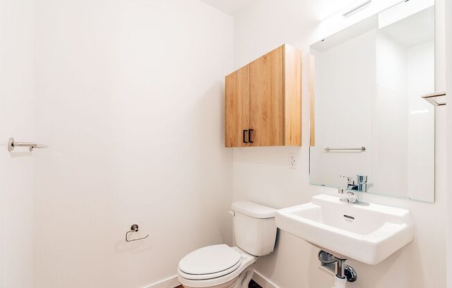 1 bed, 1 bath, 357 sqft, $1,550, Unit 712