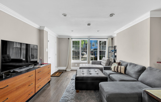 25 PILLING ST