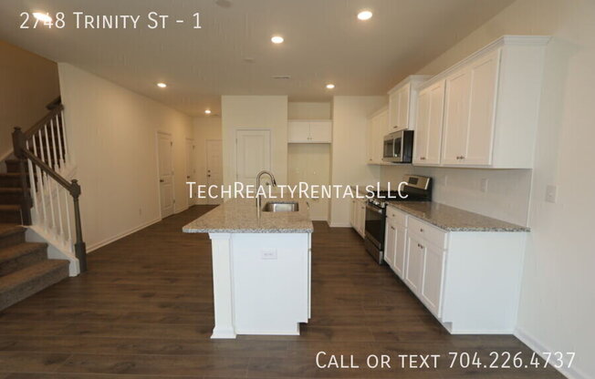 2748 TRINITY ST