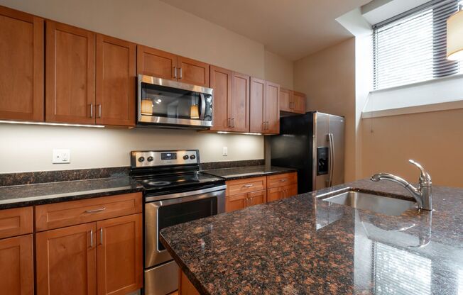 2 beds, 2 baths, 1,125 sqft, $2,120, Unit L19