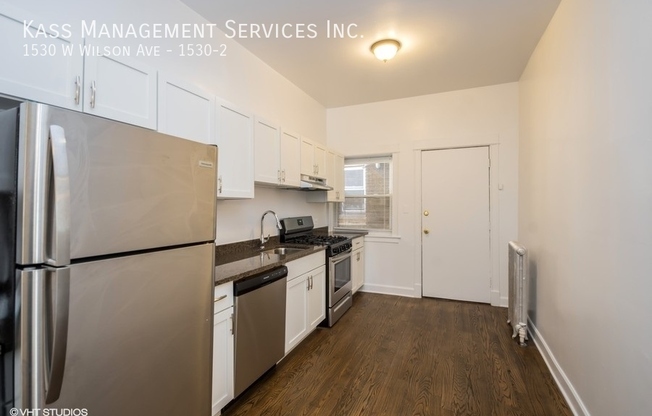 1530 W Wilson Ave