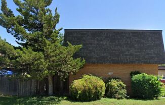 720 37th Avenue Court