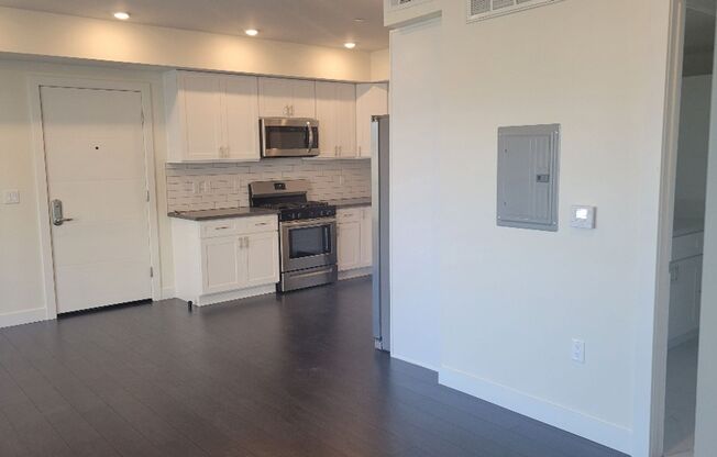 5758 Camellia Ave.