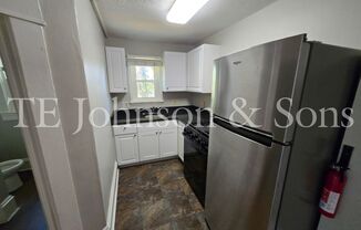 2 beds, 1 bath, $1,600, Unit 617 Green St B