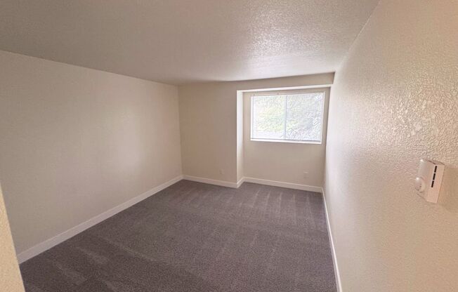 2 beds, 2 baths, 984 sqft, $2,125, Unit J304