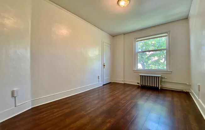 1 bed, 1 bath, 351 sqft, $1,350, Unit 506