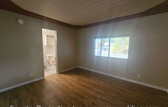 3 beds, 2 baths, $1,495