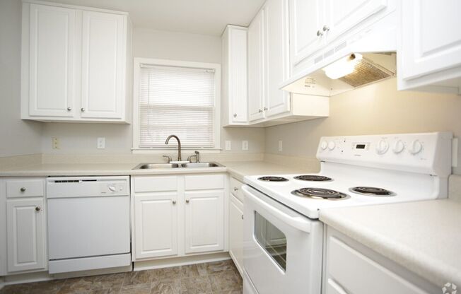 3 beds, 1.5 baths, 1,064 sqft, $1,480, Unit 5425 Plaza Lane