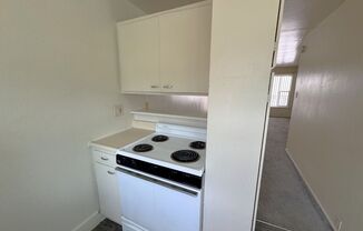 A fine one bedroom only one block from Telegraph Ave